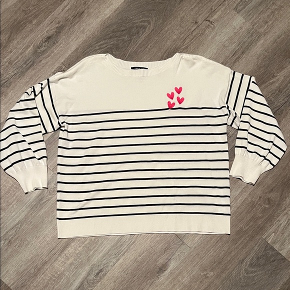 Cable & Gauge Sweaters - Cable & Gauge White and Black Striped Sweater with Pink Heart Details